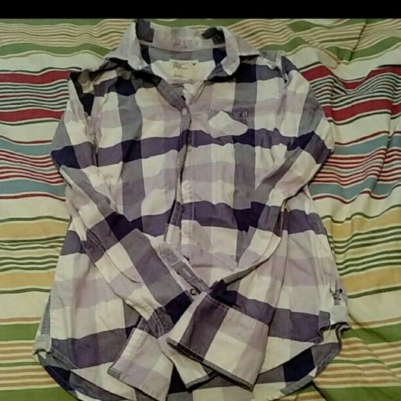 American eagle button up