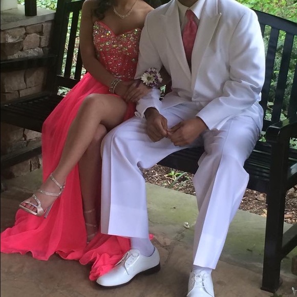 Pink prom dress - Picture 2 of 3