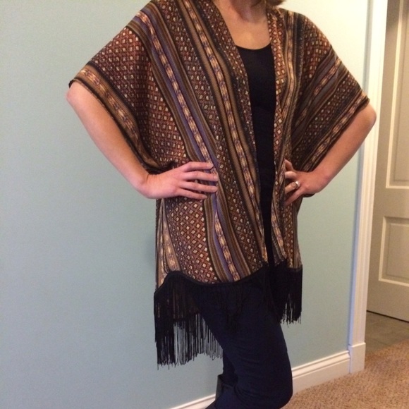 Black Rainn Kimono - Picture 1 of 2