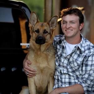 Meet your Posher, Ethan