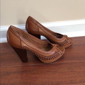 American eagle size 5