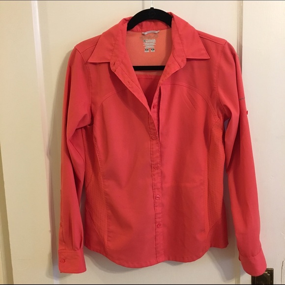 Woman's outdoor shirt
