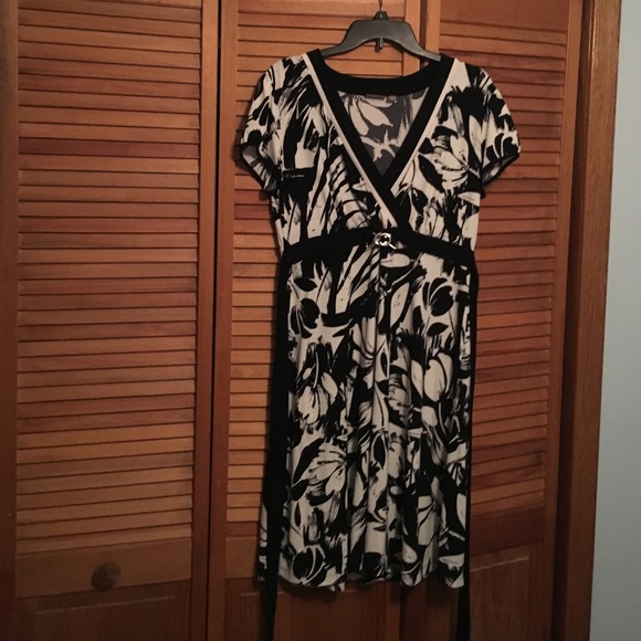 Black and white floral print dress.