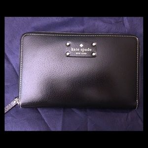 SALE *Kate Spade Travel Wallet