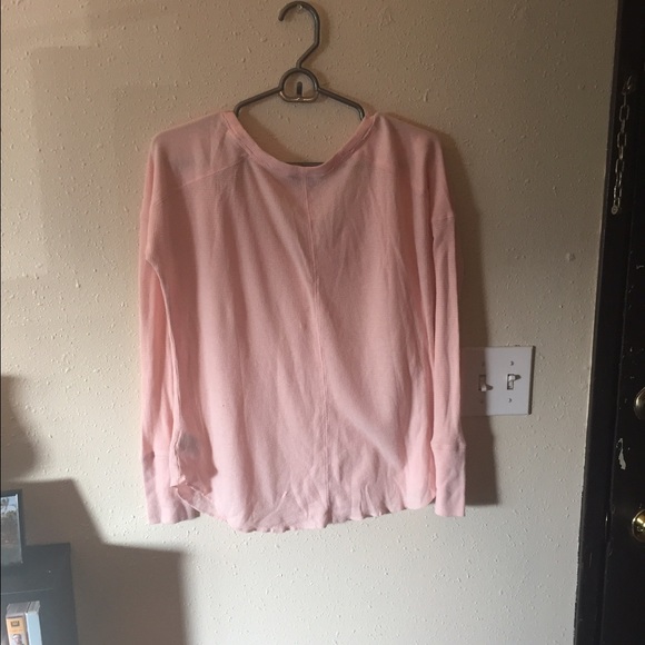 Loose, Long Sleeve Thermal - Picture 2 of 3