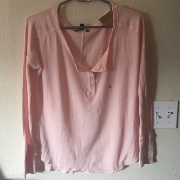 Loose, Long Sleeve Thermal - Picture 3 of 3