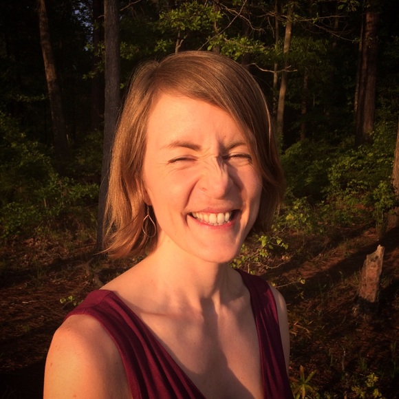 Meet your Posher, Elizabeth - Picture 2 of 2