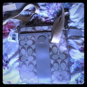 Coach legacy signature swing pack