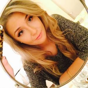 Meet your Posher, Celeste