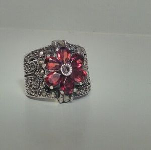 Costume Vintage Filigree Jeweled Ring