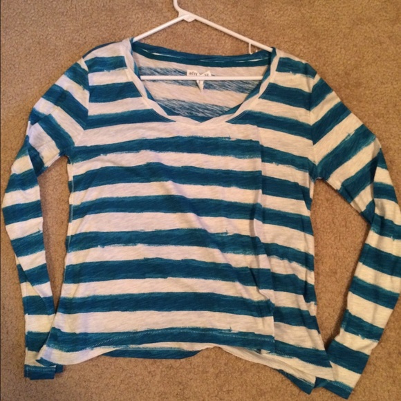 Long sleeve stripped Aeropostale shirt
