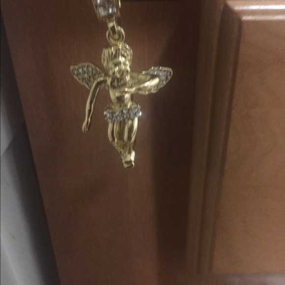 Hip Hop Angel Pendent and Chain