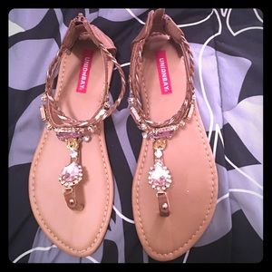 gladiators (BRAND NEW / NEVER WORN)