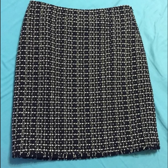 SOLD tweed pencil skirt brand new - Picture 3 of 4