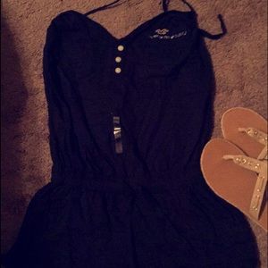 NWT Hollister romper so cute
