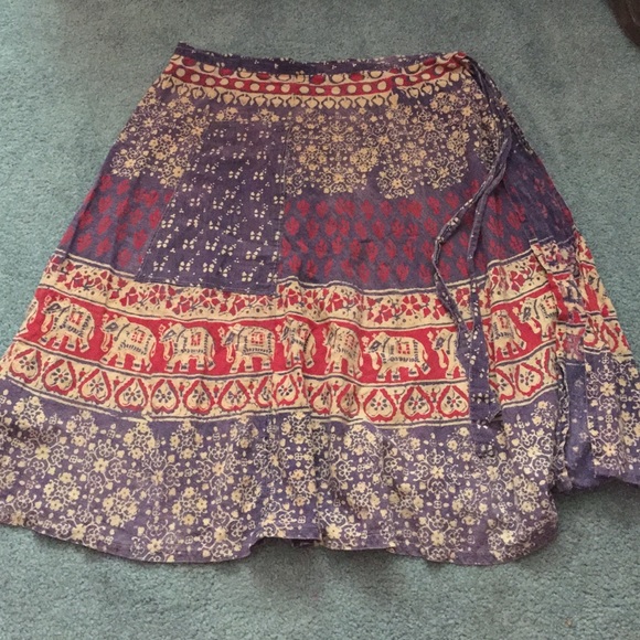 Wrap around ethnic skirt with pocket. Elephants