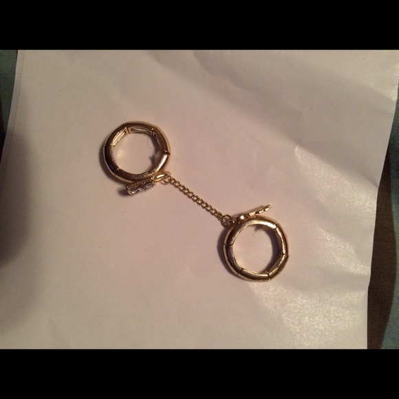 Lock & key ring - Picture 2 of 3