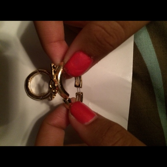 Lock & key ring - Picture 3 of 3