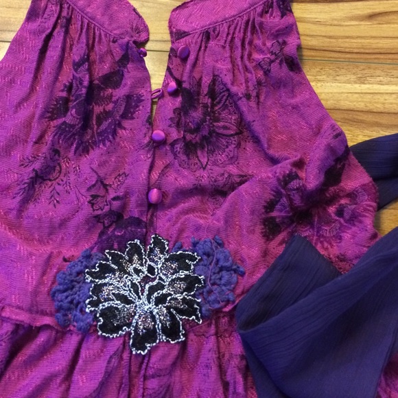 Free People floral print, open back flowy top - Picture 2 of 4