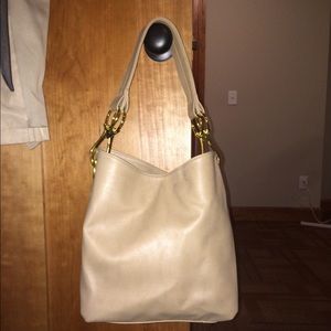 NWOT Tan purse