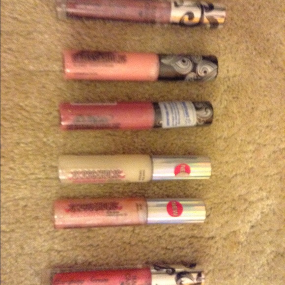 6 hard candy lip gloss