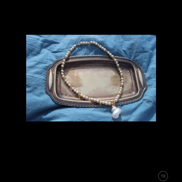 Handmade Pearl and Sea Shell Necklace - Picture 2 of 3