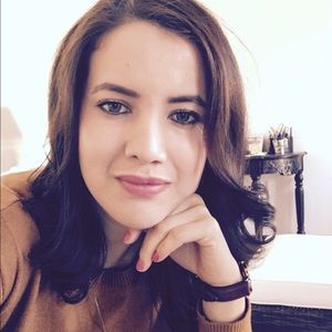 Meet your Posher, Sarai