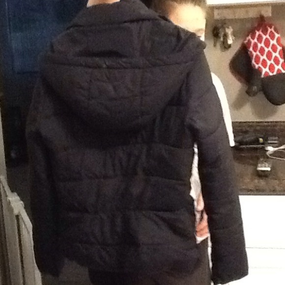 Girls Abercrombie & Fitch winter coat - Picture 2 of 4