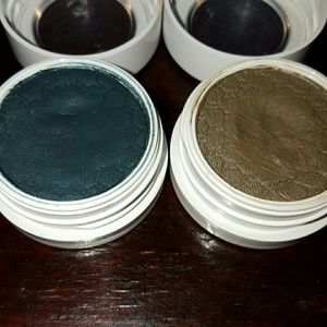 2 Colourpop shadows