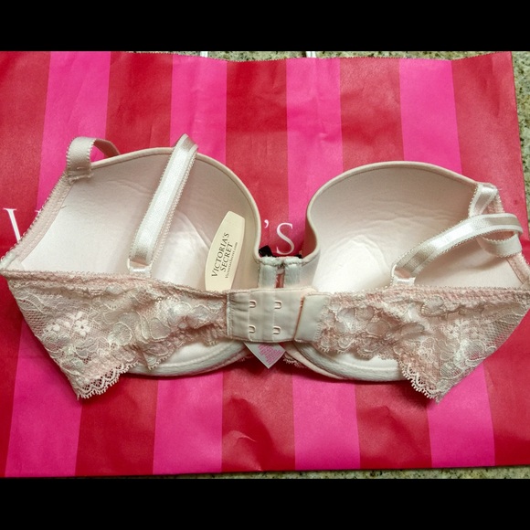 SOLD💟VS Dream Angels Lined Demi Bra💟 - Picture 3 of 4