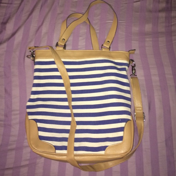 Like new handbag.