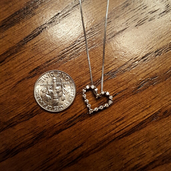 $20 OFF THE NEXT 24 hrs Beautiful 14ktwg/diamonds