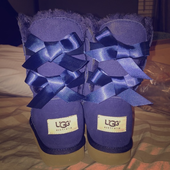 DO NOT BUY TRADING*** Bailey Bow Ugg Boots