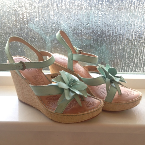 Born Shoes - Mint Aqua Leather Sandal Wedges