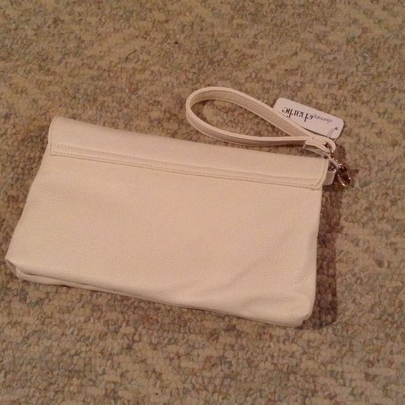 Clutch !!! - Picture 2 of 2