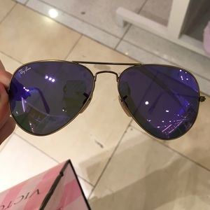 Small purple mirrored Ray Bans