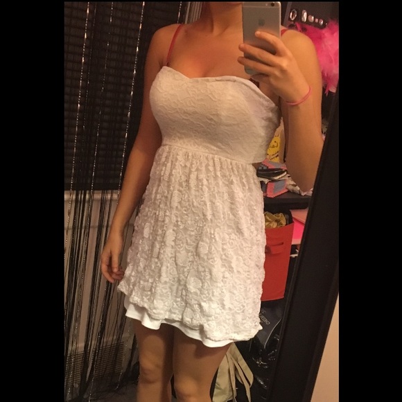 White lace sun dress