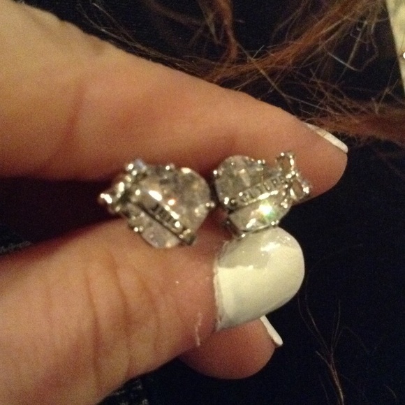 Juicy couture earring