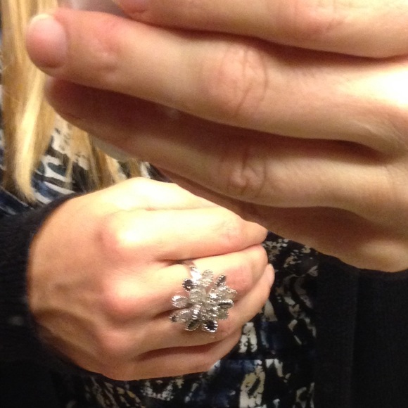 Cocktail ring - Picture 2 of 2