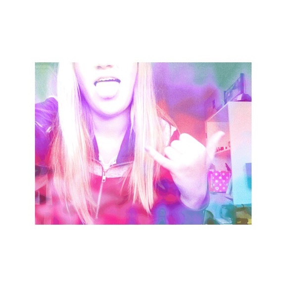 Meet your Posher, Ashley