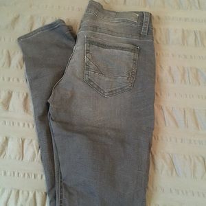 Day trip skinnies! Washed out black