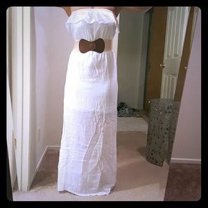 Cute white country dress with belt