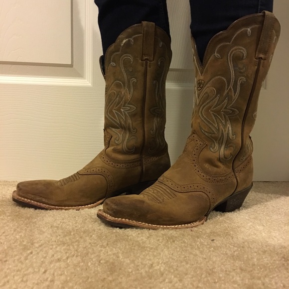 Ariat Cowgirl Boots