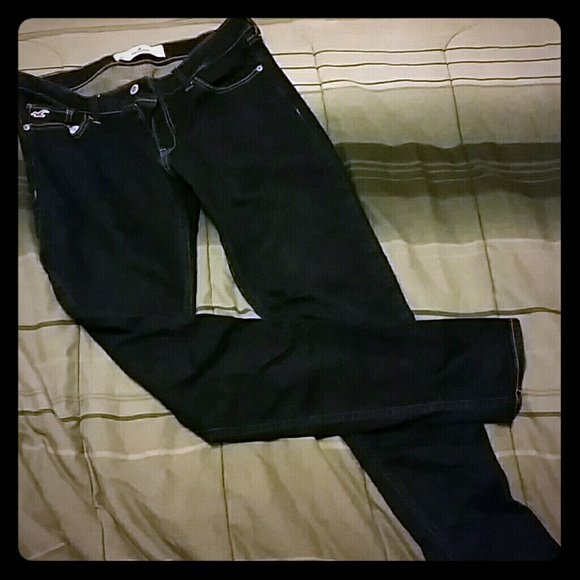 Bundle of 2 Hollister skinny jeans