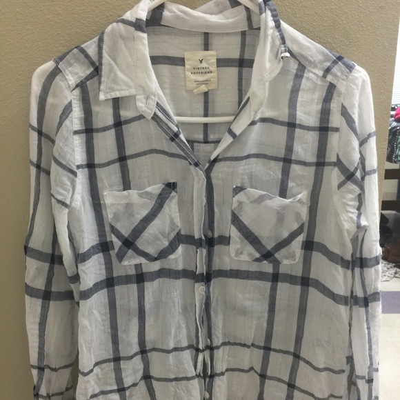 American Eagle button down