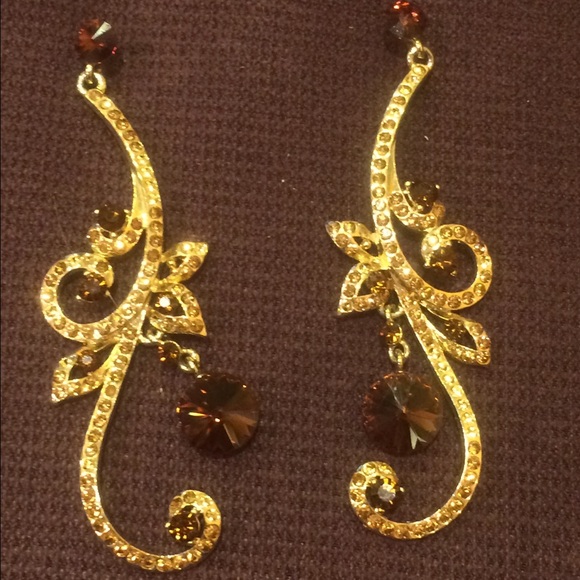 Gold crystal earrings