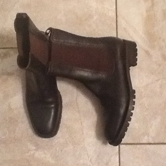 ⚡️⚡️ Must go make an offer!⚡️⚡️⚡️⚡️Hugo Boss boots - Picture 2 of 4