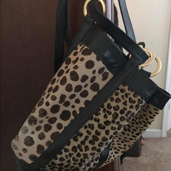 TRADE WITH LADYDAR💗🎒