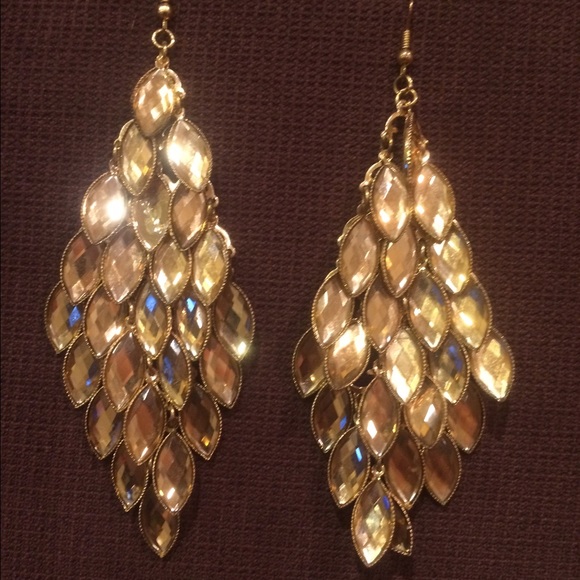 Gold dangle earrings