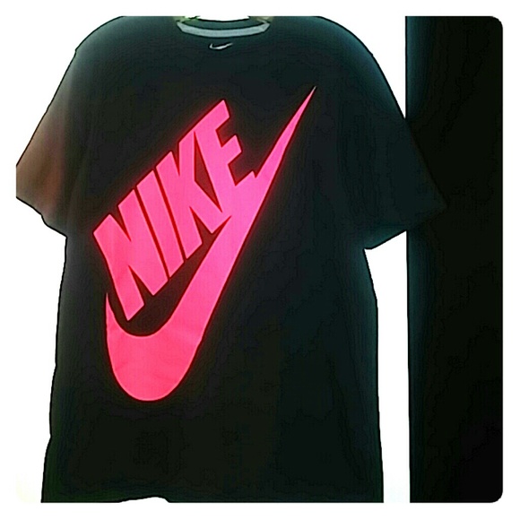 Nike T-Shirt